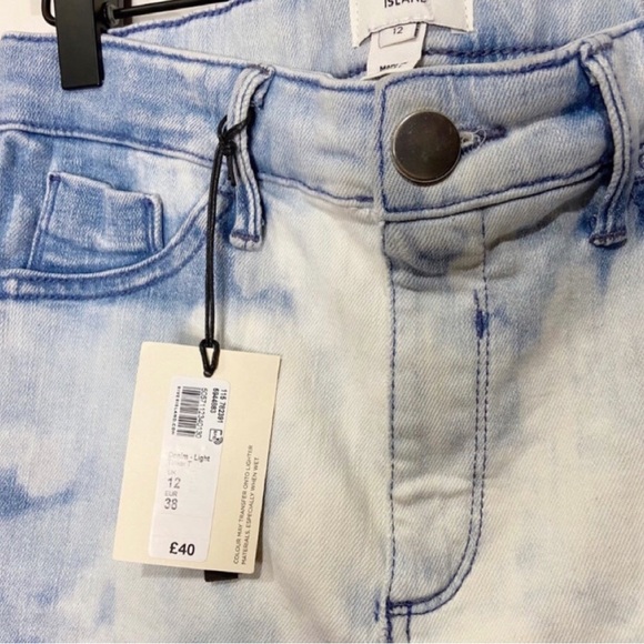 New River Island Molly Mid Rise Capris Jeans in Light Wash Bleached - Picture 4 of 8